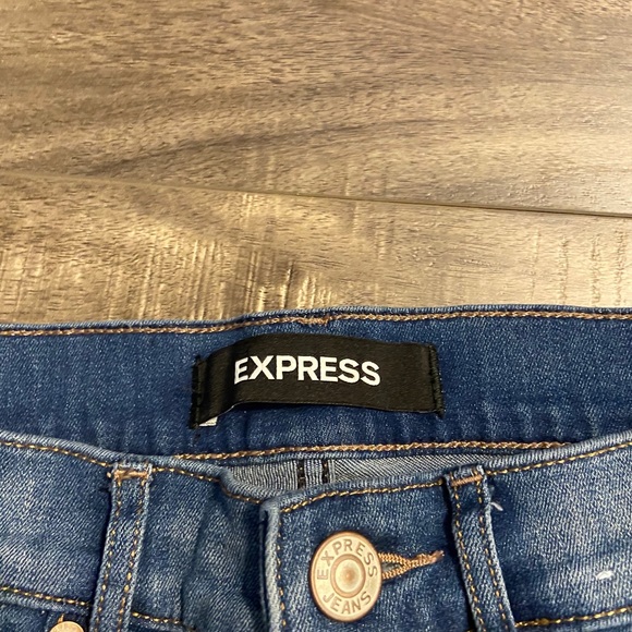 Express barely boot - Picture 2 of 5